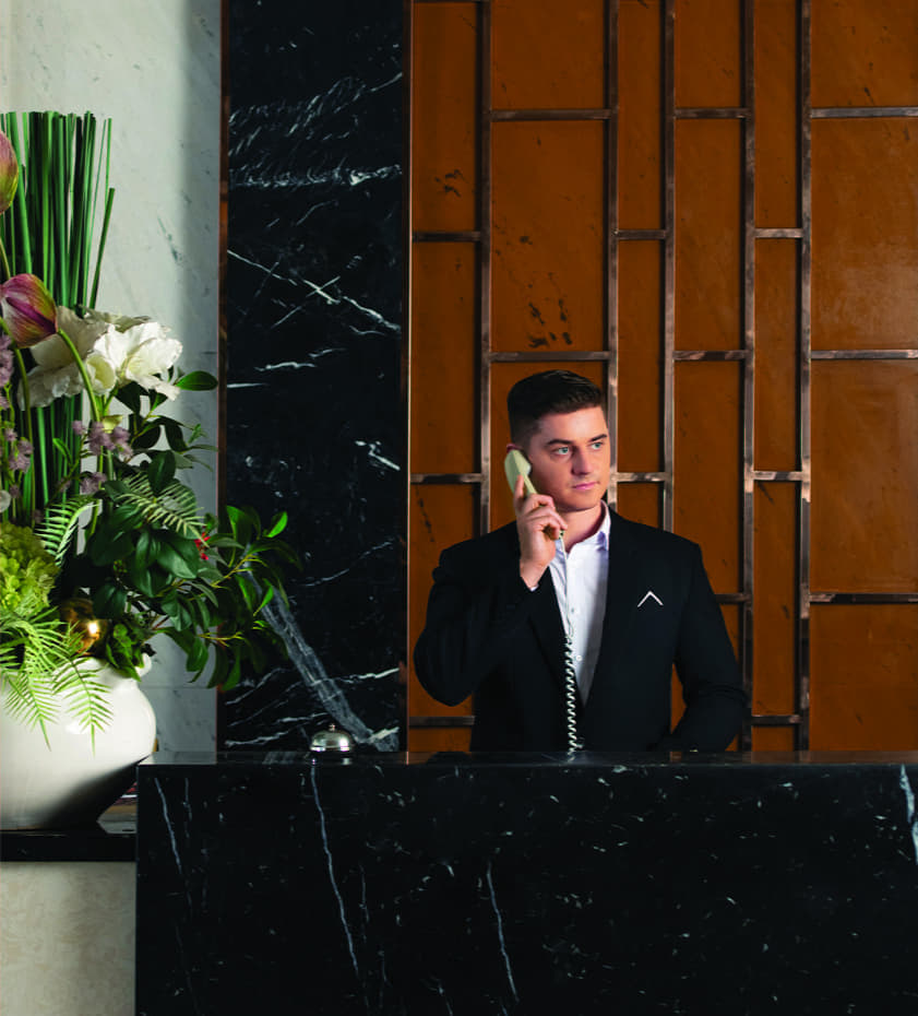 Консьерж-сервис станет вашим надежным помощником в решении повседневных задач. Пост консьержа разместится в лобби дома TATRA 4, в самом сердце квартала. Но уже сегодня вы можете воспользоваться услугами консьерж-сервиса через мобильное приложение «А-100 Комфорт». Наши консьержи решают любые задачи: от планирования визита в салон красоты до бронирования столика в любимом ресторане. Вызов такси, получение посылок, консультации по вопросам жизни дома — всё это часть их работы. С консьерж-сервисом DEPO вы доверяете бытовые детали профессионалам, чтобы сосредоточиться на главном.